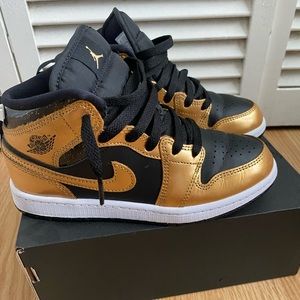 Nike Jordan 1 mid
